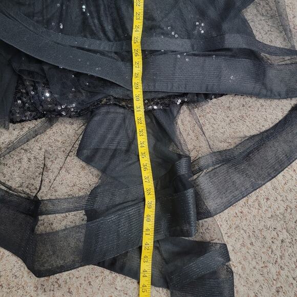 MONIQUE LHUILLIER SEQUINED TIERED TULLE SKIRT, SIZE 8 GRADUATION - Picture 10 of 10